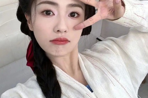 柳岩疑似怀孕风波：真相与隐私的边界