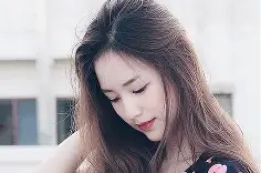 刘畊宏上小红书打广告！但为啥总在素人评论区里出现？